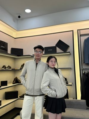 Alternative view of ÁO KHOÁC JK231620