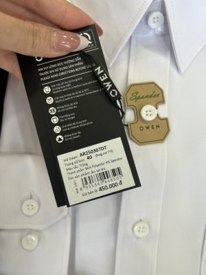 Alternative view of ÁO SƠ MI TRẮNG DÀI TAY POLYESTER CÓ TÚI AR250307DT