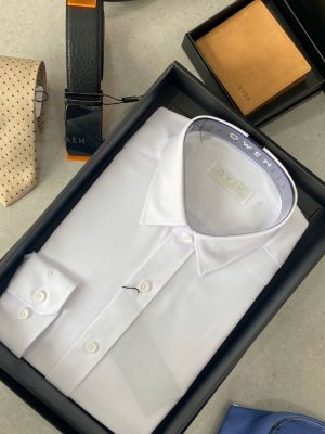 ÁO SƠ MI TRẮNG DÀI TAY POLY KHÔNG TÚI AS240318D